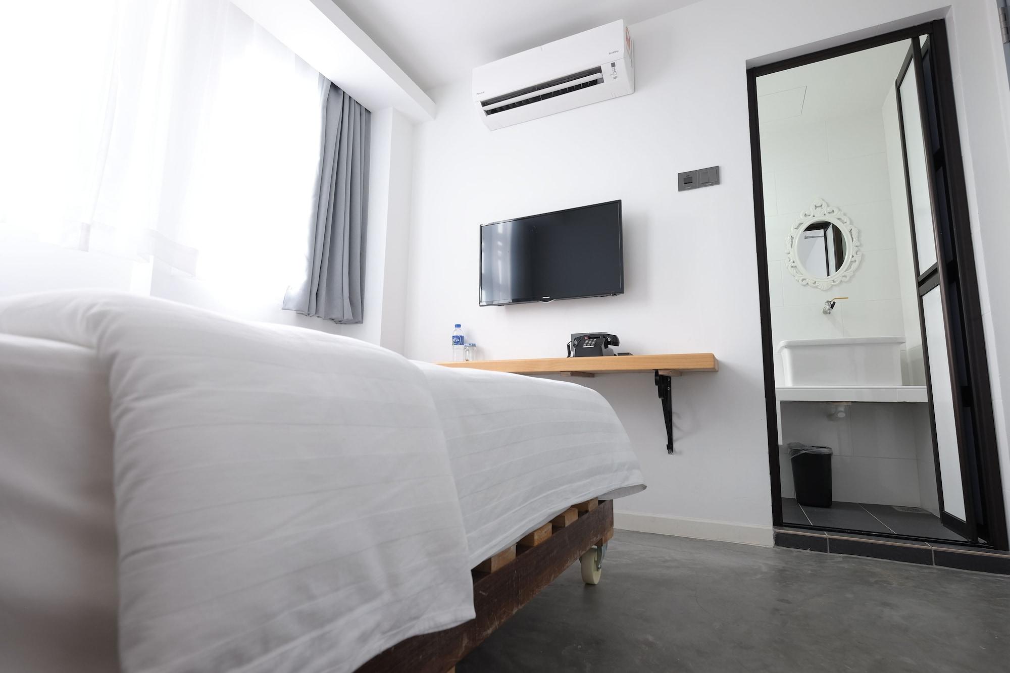 White Loft Hotel Malakka Dış mekan fotoğraf