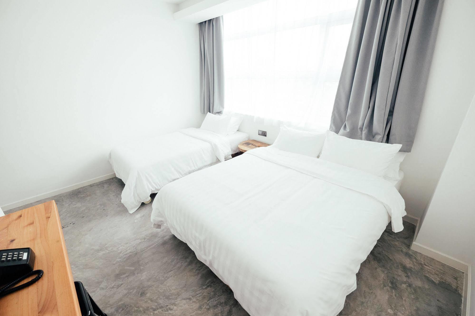 White Loft Hotel Malakka Dış mekan fotoğraf