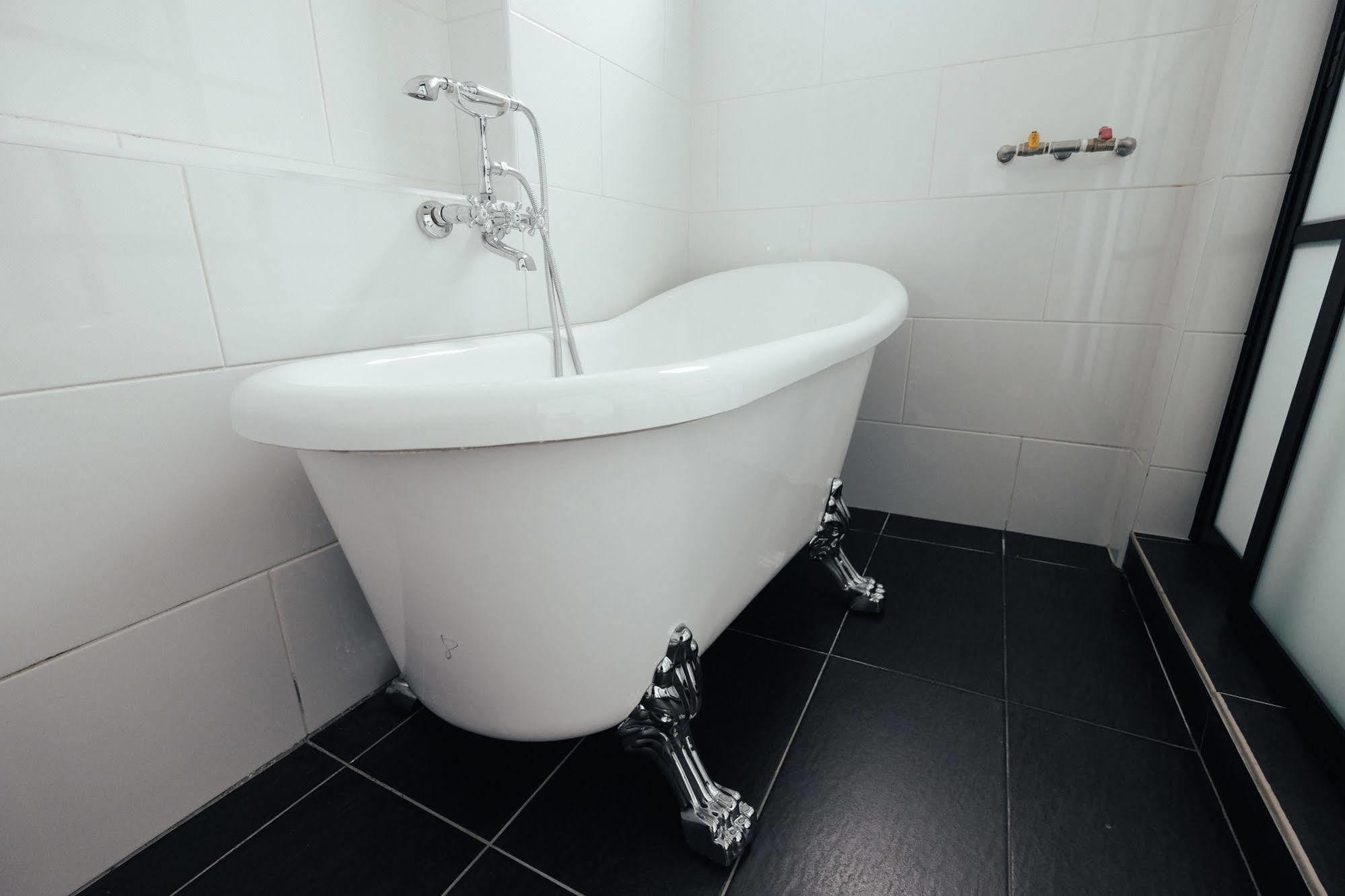 White Loft Hotel Malakka Dış mekan fotoğraf