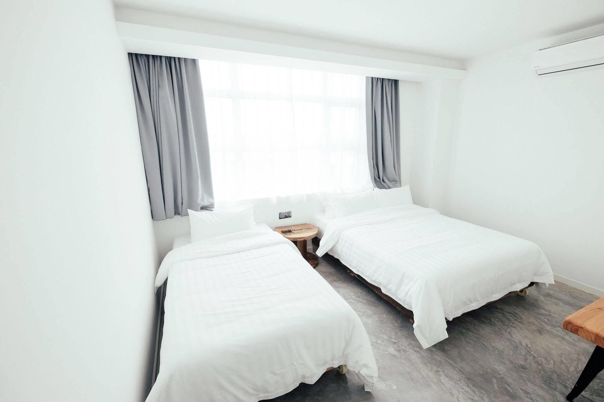 White Loft Hotel Malakka Dış mekan fotoğraf