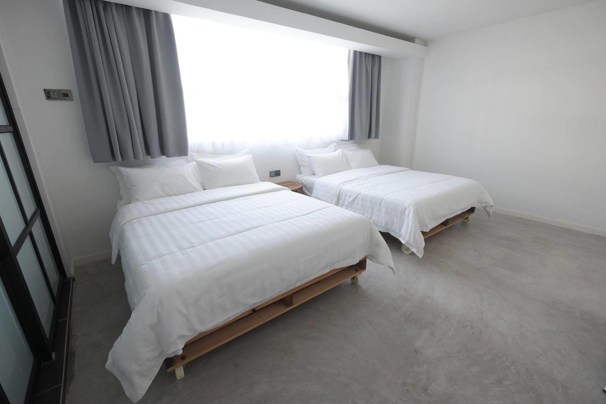White Loft Hotel Malakka Dış mekan fotoğraf