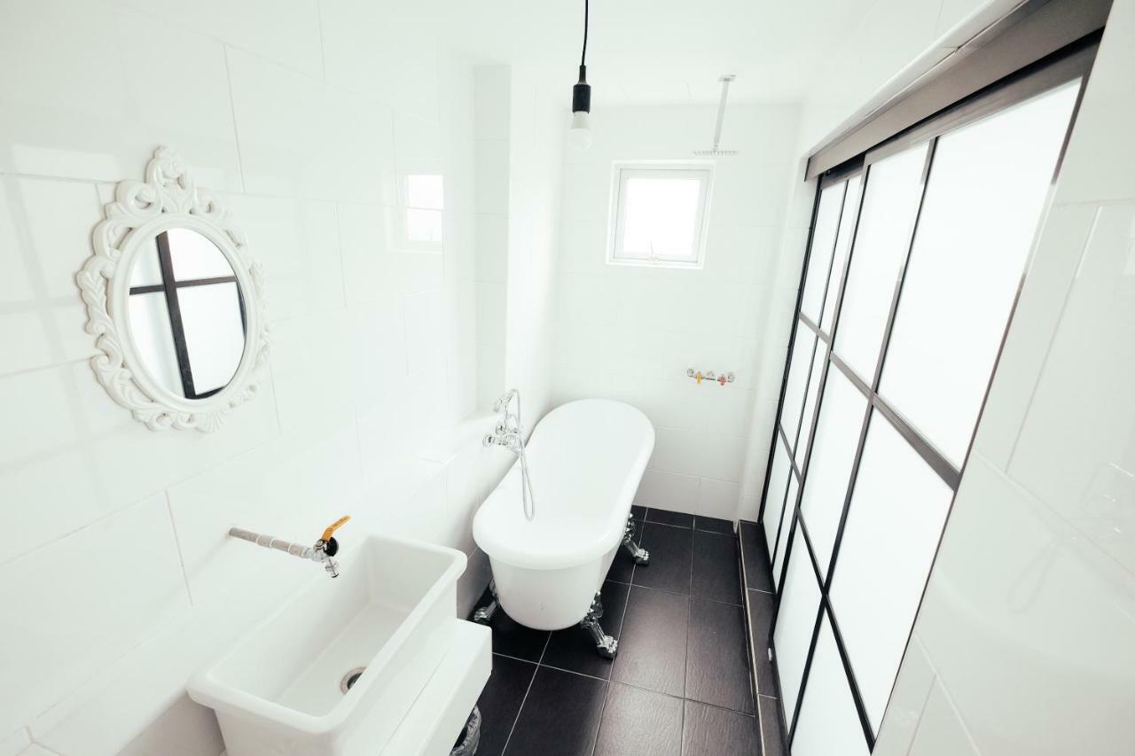 White Loft Hotel Malakka Dış mekan fotoğraf